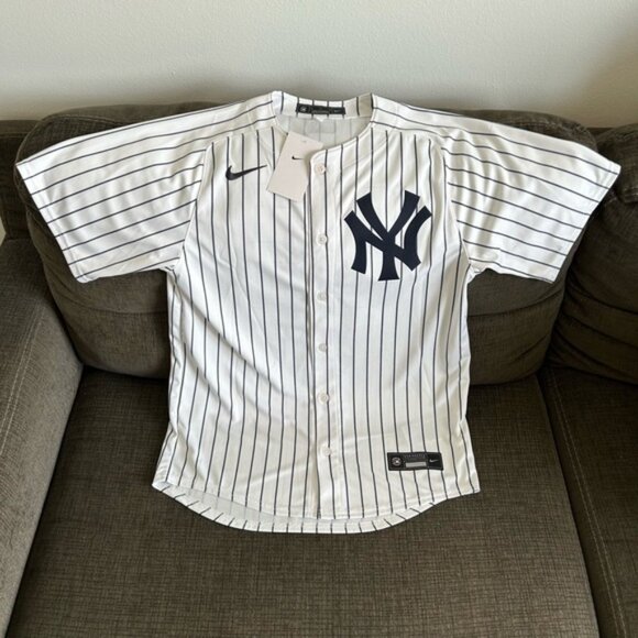 Nike Authentic New York Yankees Aaron Judge #99 Baseball Jersey Men’s Sz: Medium - Picture 1 of 7